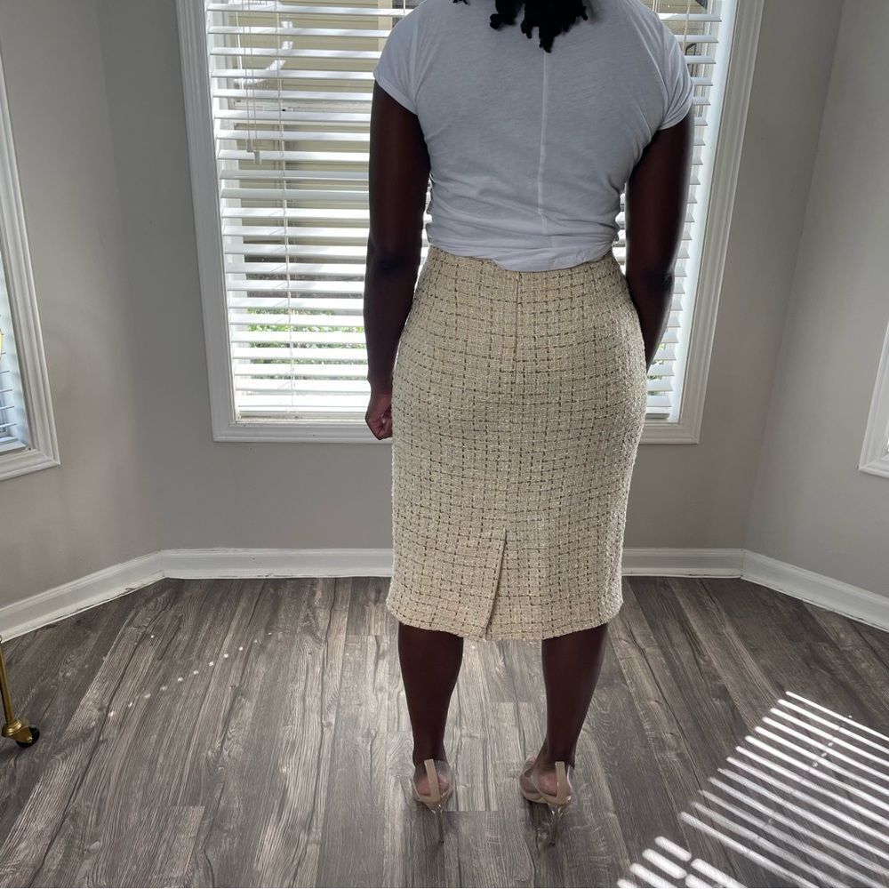 Oscar de la Renta Vintage Tweed Blazer and Pencil Skirt Suit - Picture 11 of 15